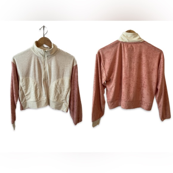 NWT l*space L* Best Life Pullover Half Zip Terry Cloth Available in SP & M - Picture 3 of 7